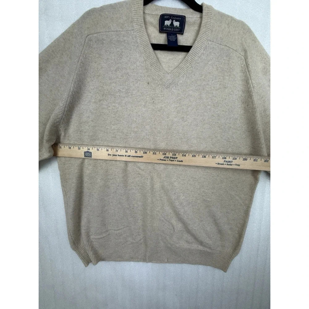 Woods & Gray 100% Cashmere V-Neck Knit Pullover Sweater – Men's Size Large Beige